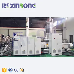 Xinrongplas assemblant la ligne entière de machine d'extrusion de tuyau de pe de processus