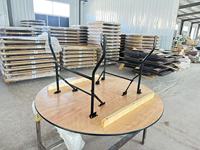 Table à manger ronde moderne avec dessus en contreplaqué, pieds en métal et fer, design pliable pour les banquets d'hôtel
