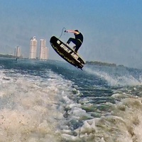 Vente chaude Surf sur pratiquement n'importe quel plan d'eau Planches de surf motorisées Jet Surf