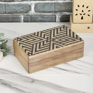 Caja organizadora <span class=keywords><strong>de</strong></span> <span class=keywords><strong>joyas</strong></span> <span class=keywords><strong>de</strong></span> <span class=keywords><strong>madera</strong></span> con diseño <span class=keywords><strong>de</strong></span> línea <span class=keywords><strong>de</strong></span> <span class=keywords><strong>madera</strong></span> para almacenamiento <span class=keywords><strong>de</strong></span> pendientes, anillos, collar, pulsera, <span class=keywords><strong>organizadores</strong></span> <span class=keywords><strong>de</strong></span> <span class=keywords><strong>madera</strong></span> para regalo <span class=keywords><strong>de</strong></span> cumpleaños - Product Image 4