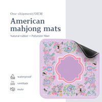 Tapis de Mahjong Américain de Luxe Personnalisé en Gros, 80 cm Carré, en Caoutchouc Naturel Écologique, Imperméable, Rose, Motif Chien Dessiné à la Main