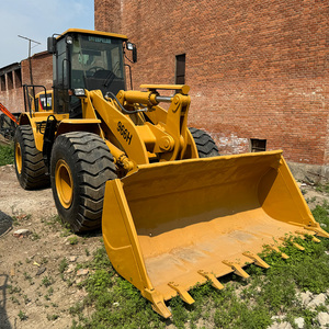 Chargeuse sur pneus Caterpillar 966H, godet de 3,6 m³, poids opérationnel de 22 tonnes, dents de rechange, accessoire - Product Image 6