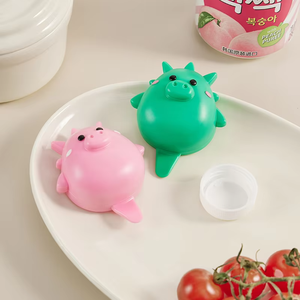 Ouvre-bouteille manuel Zenidoo de forme ronde 2-en-1 pour bouchons en plastique et canettes de soda, mini outil portable pour porte-clés - Product Image 5