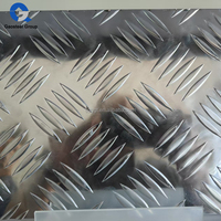 Tôle d'aluminium gaufrée à cinq barres 3003 H22 3105 H114, plaque antidérapante diamantée 3003 pour sol de bus