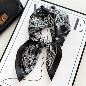 Foulard carré patchwork Paisley noir style bandana en fausse <span class=keywords><strong>soie</strong></span> 70x70, foulard de luxe pour la tête et le cou avec imprimé chaîne, sensation <span class=keywords><strong>soie</strong></span>, OEM/ODM - Product Image 1