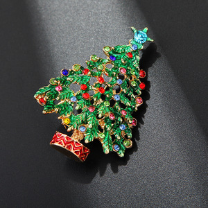 Broche Arbre de Noël avec Strass en Cristal, Alliage de Zinc Plaqué Or, Épingle Unisexe Tendance pour Décoration de Fêtes et Cadeau - Product Image 3