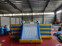 Vente flash : Terrain de football gonflable géant en PVC de 15 m * 7 m, terrain de soccer gonflable extérieur pour enfants