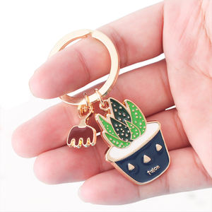 Llaveros Personalizados de Aleación de Zinc al por Mayor con Cadenas de Esmalte Personalizables, Diseño Ligero y de Lujo con su Logotipo - Product Image 1