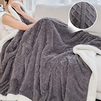 Couverture en sherpa jacquard réversible en flanelle polaire polyester double face douce et chaude avec bordure en sherpa pour toutes les saisons
