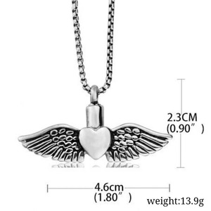 Collana <span class=keywords><strong>con</strong></span> ciondolo a forma di cuore <span class=keywords><strong>con</strong></span> ali d'angelo per ceneri, catena in acciaio inossidabile che non sbiadisce, gioielli commemorativi per la cremazione. - Product Image 4