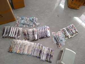 ปากกาคอสเพลย์อะนิเมะเจลปากกาคอสเพลย์อะนิเมะ8รูปแบบลายดาบหมาป่าสลักสลักลายสายฟ้า - Product Image 4