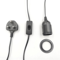 Prise intégrée HAGOOD UK 303 avec interrupteur E27, filetage complet, anneau simple, plastique de haute qualité, tension universelle, garantie de 2 ans