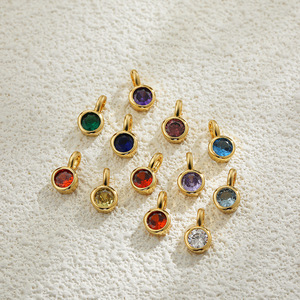 Collar con Colgante de Amuletos Personalizados Manna, Chapado en Oro de 18K y Cobre, con Circonita, Piedra de Nacimiento, Sol, Luna y Ojo Turco, para Mujer - Product Image 3