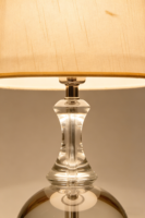 Lampe de table LED classique en verre cristal, alimentation CA, intensité variable, abat-jour en tissu beige, CRI élevé 80, couleur personnalisable
