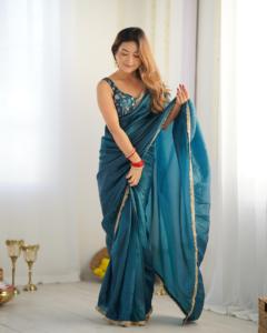 Saree ethnique tissé en rayonne traditionnelle pour les femmes tenue de fête décontractée avec tissu en soie pour les saisons d'été et d'hiver - Product Image 1
