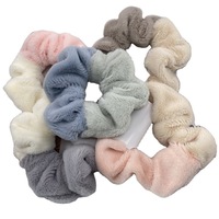 Vente en gros d'usine : Nouveauté hiver style coréen, chouchous faits main en peluche imprimé vache