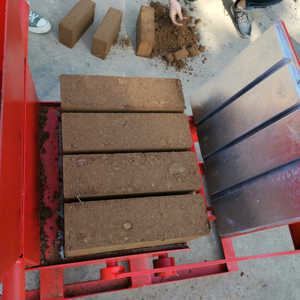 <span class=keywords><strong>QMR2</strong></span>-<span class=keywords><strong>40</strong></span> nhỏ đất làm gạch máy để bán sản xuất hướng dẫn sử dụng Khối Máy làm Interlock Trái Đất khối máy - Product Image 4