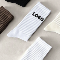 Chaussettes de sport en coton personnalisées avec logo OEM, chaussettes de course athlétiques unisexes en jacquard, chaussettes de sport de compression personnalisées