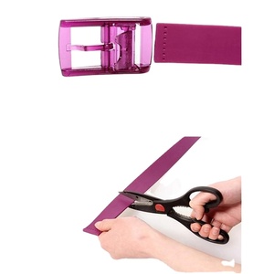 Ceintures en silicone tendance pour hommes et femmes, avec boucle réglable en plastique couleur bonbon parfumé, vente en gros directe usine - Product Image 2
