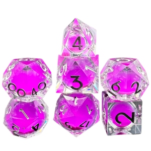 Ensemble de dés DND à noyau liquide sable mouvant bleu rose, 7 pièces, dés à bords vifs pour jeux de rôle, Dungeons and Dragons, TTRPG, boîte cadeau, faits à la main - Product Image 1
