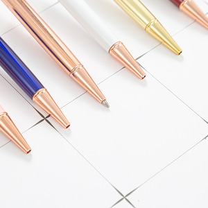 Promotion Stylo Bille DIY Personnalisable avec Grande Fente pour Diamant, Corps Métallique Polychrome Effet Cristal, Recharge Parker, Encre Bleue/Noire, Logo Personnalisé, Nouveauté - Product Image 3