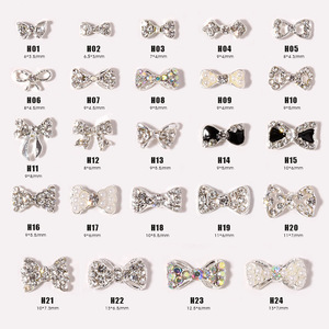 Breloques en alliage pour ongles, décorations de luxe pour le nail art, accessoires de manucure - Product Image 2