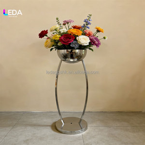 Centro de Mesa LEDA de Lujo en Color Dorado para Bodas, Decoración para Mesa de Boda, para Fiestas de Cumpleaños, Eventos de Boda, Decoración de Mesa - Product Image 4