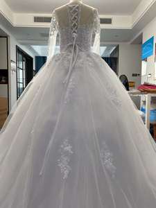 Precio de Fábrica, Vestido de Novia de Lujo con Encaje Francés, Nueva Línea 2025, Vestido de Princesa con Hombros Descubiertos y Largo hasta el Suelo, para Otoño e Invierno - Product Image 6