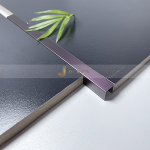 Perfil en U de Acero Inoxidable con Acabado PVD Color EX401 para Bordes de Azulejos, Paredes y Pisos, Acabado Espejo Cepillado, Decorativo - Product Image 3