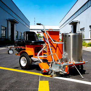 Machine de marquage routier thermoplastique manuelle ou autoportée de haute qualité, très demandée, pour le traçage de lignes de stationnement - Product Image 1