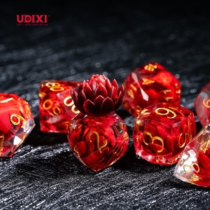 Udixi Tùy Chỉnh Dnd <span class=keywords><strong>Dice</strong></span> <span class=keywords><strong>Set</strong></span> D20 Handmade Sharp Cạnh Màu Đỏ Hoa Sen Xúc Xắc 7 Mảnh RPG <span class=keywords><strong>Dice</strong></span> Trò Chơi Cho D & D Dungeons Và Dragons - Product Image 2