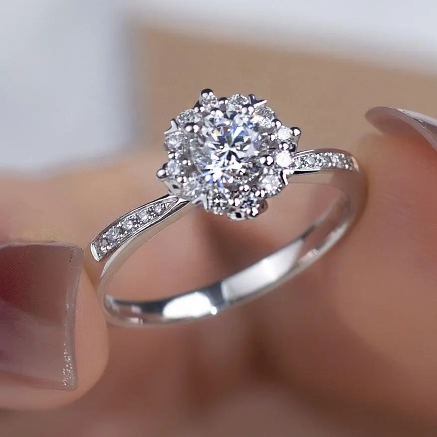 Neues Design Zinken einstellung Hochzeit Verlobung Diamantring Solitaire Ringe 18k Moissan ite Ring