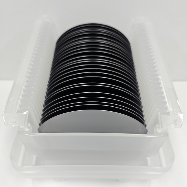Semiconductor Material Grade 2 to 12 Inch Silicon Substrate Wafer for IC Chip Manufacturing