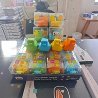 Nouveau Bloc de Canard Carré Squishy Mignon en Forme de Cube, à Remontée Lente, Anti-Stress, Jouet à Presser, Cadeau pour Enfants, avec Boîte de Présentation, Vente en Gros