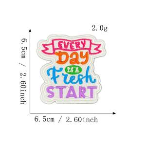 Patchs thermocollants brodés de lettres colorées, patchs en <span class=keywords><strong>tissu</strong></span> fusibles Courage pour chapeaux, vêtements de filles, mignons pour enfants - Product Image 3