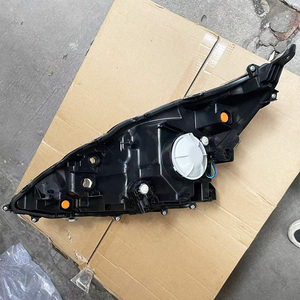 Faro de luz de coche para <span class=keywords><strong>Toyota</strong></span> <span class=keywords><strong>Prius</strong></span> C Aqua NHP10 <span class=keywords><strong>2018</strong></span> 2019 2020 faro delantero otros accesorios de luz de coche - Product Image 3