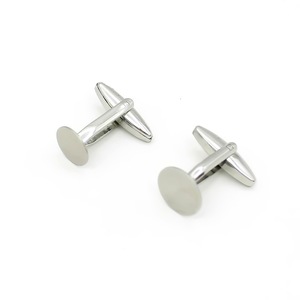 Mancuernillas de Acero Inoxidable con Bisel Redondo, Diseño Geométrico Formal para Hombre AN1429 - Product Image 3