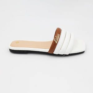 شباشب وصنادل نسائية بتصميم أنيق للاستخدام الخارجي والمشي الكاجوال، ناعمة للبيع بالجملة - Product Image 4