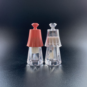 Personalizado nuevo lindo pequeño pastel brillo de labios Esencia de labios 5ml paquete de plástico tubo pudín gelatina aceite de labios - Product Image 2