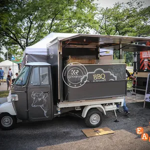 2024 Lkw Street Taco Foodtruck Dreirad-Eiscreme-Wagen Bier Bar Ape-Tricycle Kaffee-Wagen elektrische mobile Bar individuell angepasst
