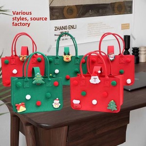 Sacs cadeaux de Noël <span class=keywords><strong>en</strong></span> feutre réutilisables, écologiques, de haute qualité, personnalisés, rouge et vert, avec poignées, pour les fêtes de fin d'année - Product Image 3