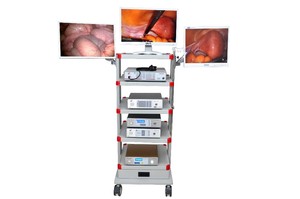 Tour de laparoscope mobile OM MEDICAL Chariot médical d'endoscopie en métal à 4 couches avec prix d'usine - Product Image 5
