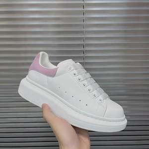 Haute qualité femmes Designer mode marche baskets luxe nouveaux Styles respirant éclairé plate-forme chaussures pour hommes - Product Image 4