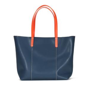Sac fourre-tout en cuir véritable pour femme de haute qualité, personnalisable avec logo, design élégant et fermeture ouverte - Product Image 4