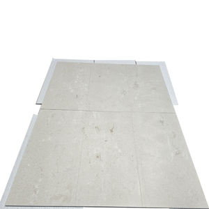 Carreaux en pierre calcaire beige personnalisables de haute qualité 1,2x50x100cm Finition brossée Pierres naturelles fossiles Extérieurs Villas Fabriqués en Turquie - Product Image 1