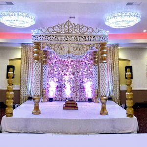 Décorations de mariage impressionnantes à Sydney, magnifique mandap en cristal de Maharaja avec couronne en cristal de fibre spéciale, mandap en cristal en Australie - Product Image 1