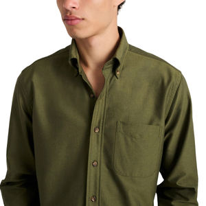 เสื้อเชิ้ตผ้าฝ้ายอ็อกซ์ฟอร์ด 100% สีพื้น ติดกระดุม มีกระเป๋า ระบายอากาศได้ดี ทนทาน ดูแลง่าย สำหรับชุดนักเรียน โรงงานผลิตแบบ OEM - Product Image 4