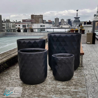 Pot Bunga Serat Tanah Liat Multi-warna Terlaris untuk Taman Luar Ruangan dengan Lubang Drainase, Ramah Lingkungan, Biodegradable, dan Lapisan Kilap