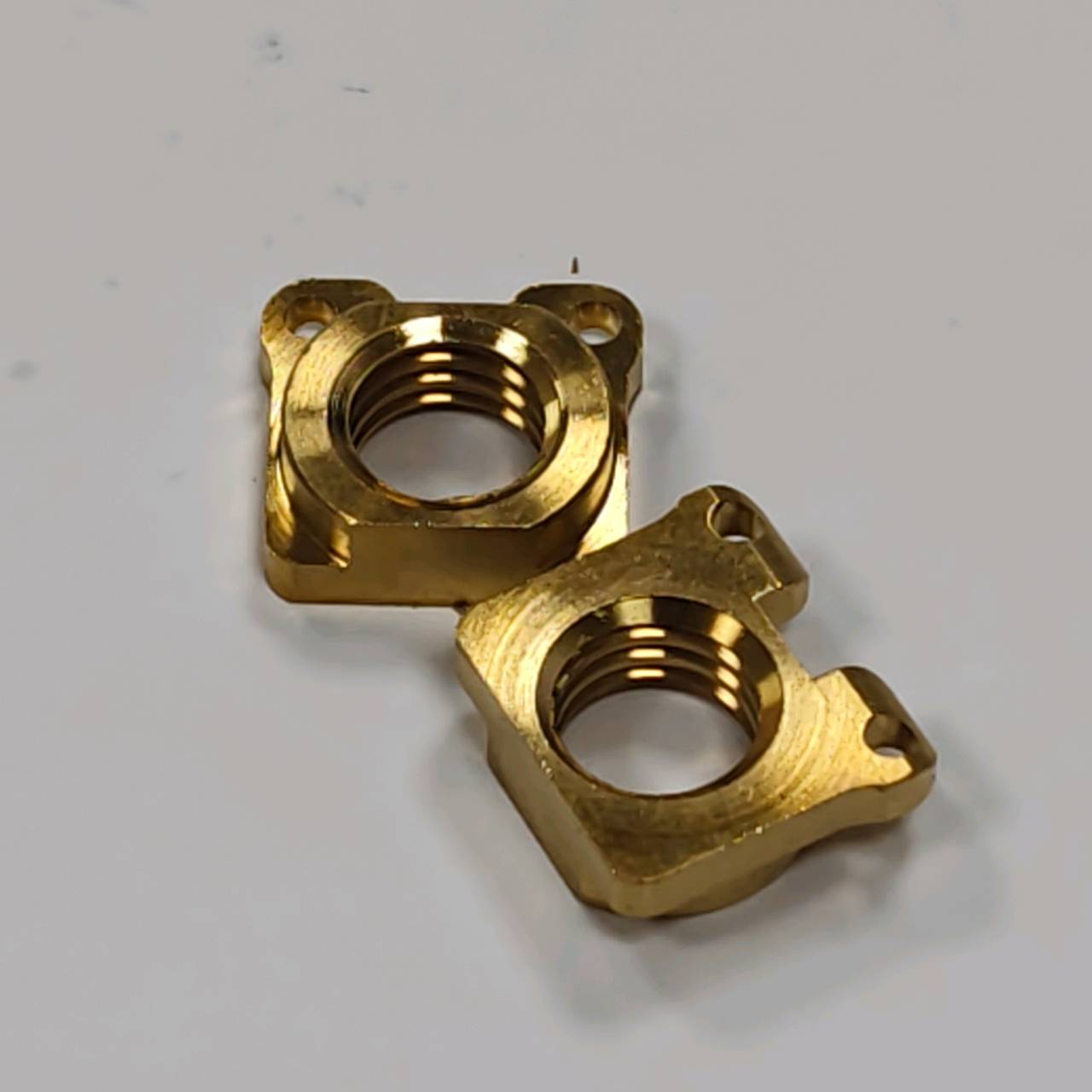 Quality Guaranteed Taiwan Manufacturer High Precision Brass/Stainless Steel OEM CNC Machined Hardware Parts Size Customization