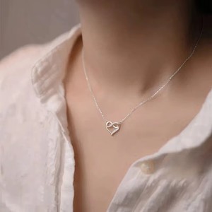 Huitan OEM Custom <span class=keywords><strong>cuore</strong></span> Design <span class=keywords><strong>infinito</strong></span> 3A zircone argento/oro placcato signore collane di moda gioielli da donna matrimonio CZ collane - Product Image 3